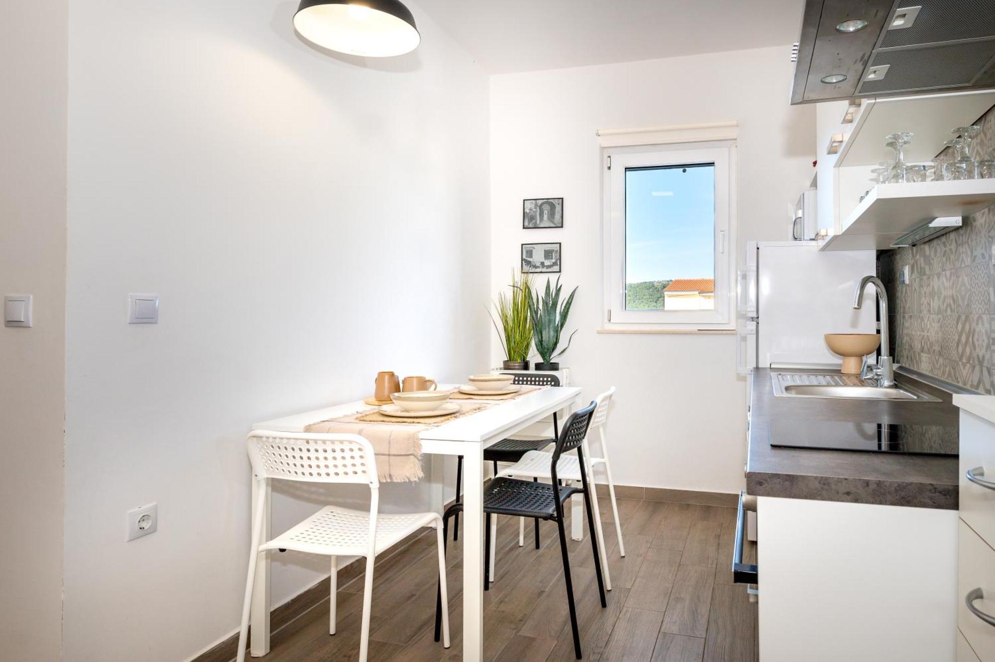Ojra New Apartment With Seaview شيبينيك المظهر الخارجي الصورة
